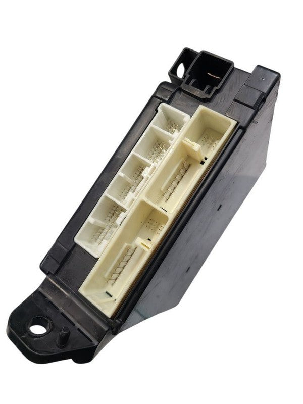 TUNDRA    2012 Fuse Box Cabin 661574