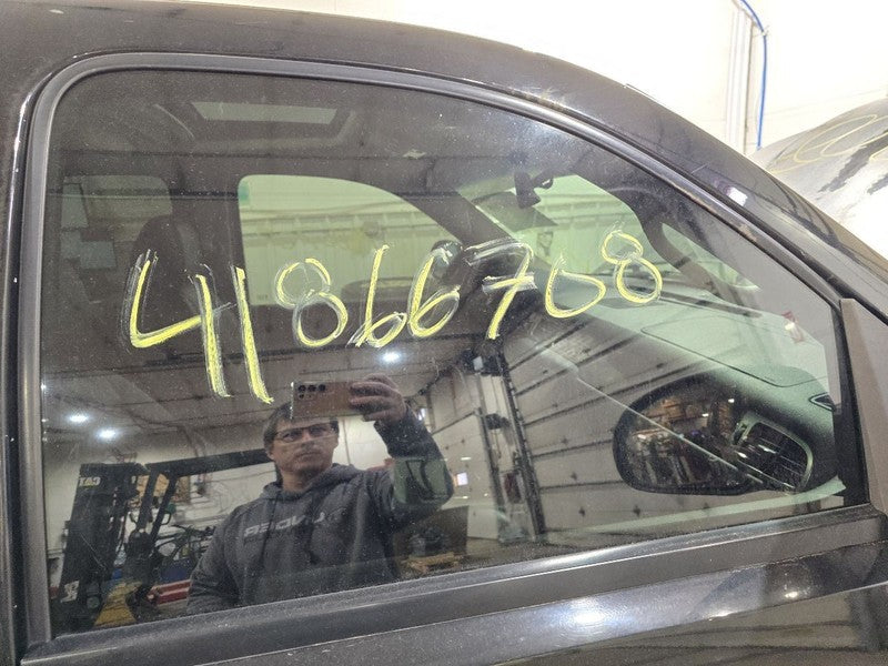Passenger Right Front Door Glass Fits 07-14 SIERRA 2500 PICKUP 623821