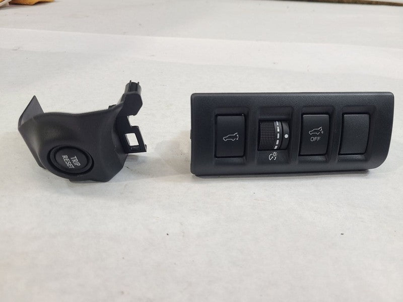 OUTBAKLEG 2024 Dash/Interior/Seat Switch 608886