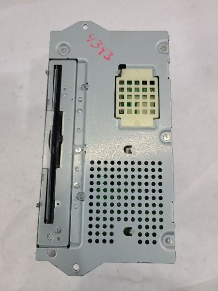 Audio Equipment Radio CD Player And Receiver Fits 14 INFINITI Q70 5552
