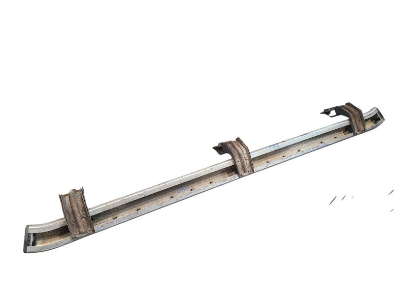 F250SD    2011 Running Board 663326