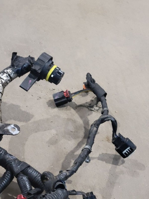 SILVRDO15 2014 Engine Wire Harness 670574