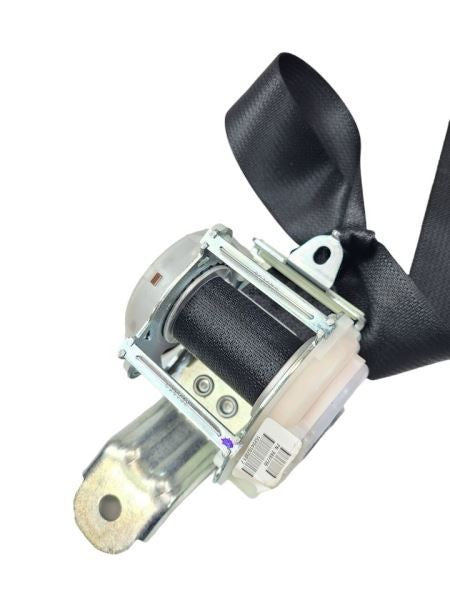 REAR HR-V      2016 Passenger Side Retractor Seat Belt Rear 568488