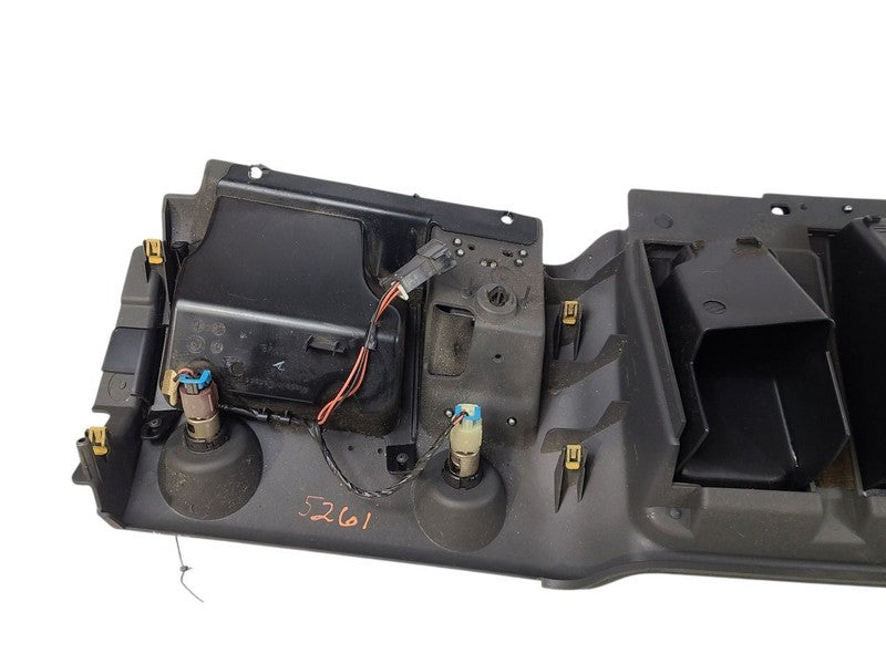 SLVRADO15 2004 Glove Box 649680