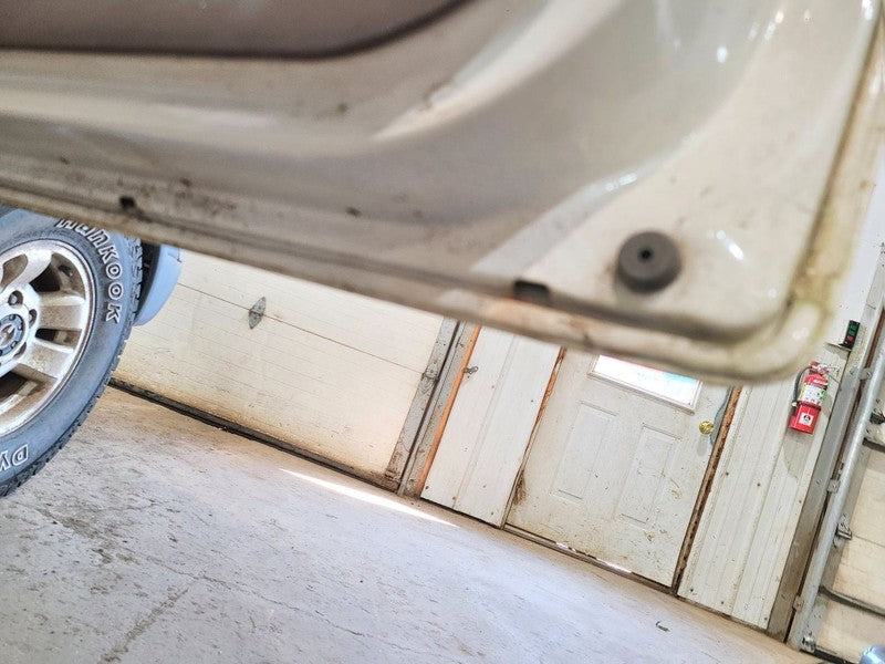 Passenger Right Front Door Manual Windows Fits 95-04 TACOMA 673146