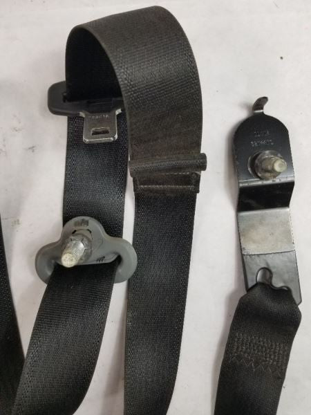REAR F250SD    2015 Driver's Side Retractor Seat Belt Rear 496105
