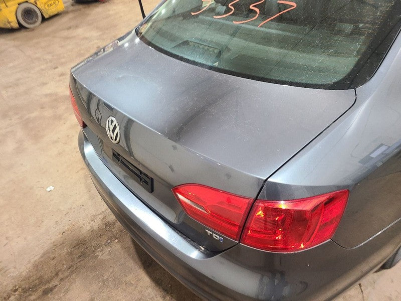 Trunk/Hatch/Tailgate Sedan Base Fits 11-14 JETTA 654662