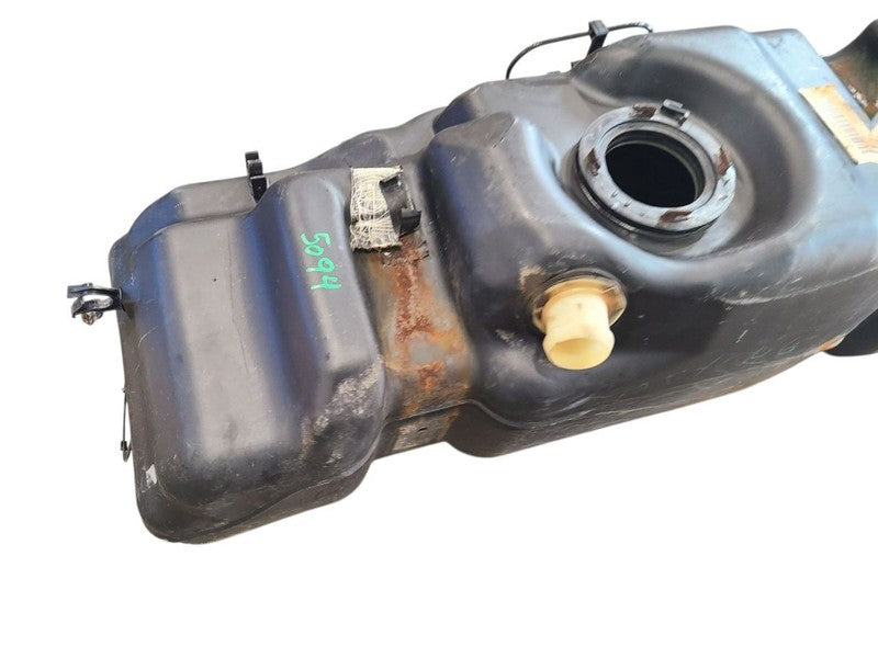 Fuel Tank 6' 6" Box VIN 1 8th Digit Fits 01-04 SIERRA 2500 PICKUP 6335