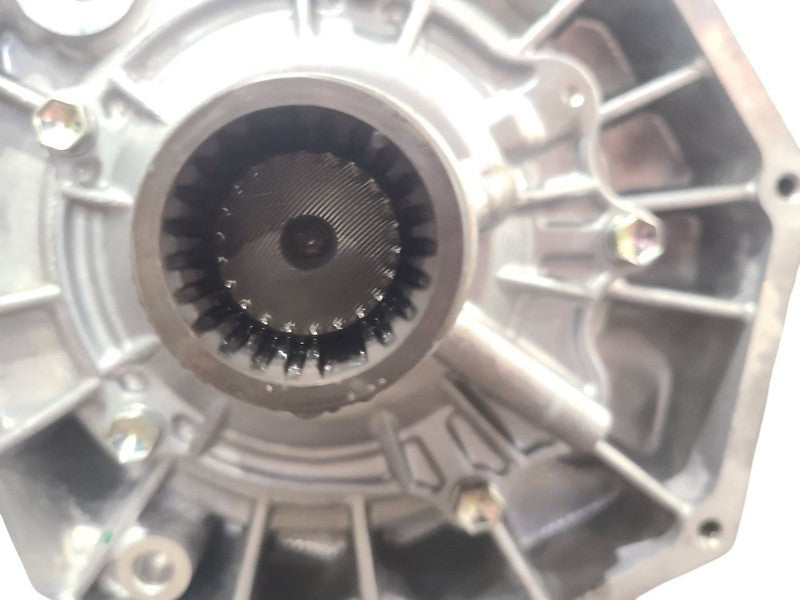 Transfer Case 6 Cylinder Fits 03-09 4 RUNNER 680156
