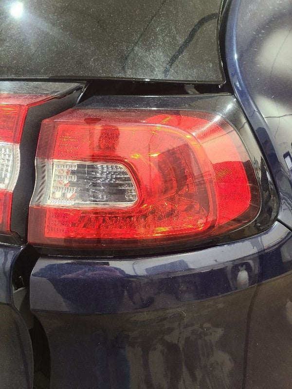 Passenger Tail Light Quarter Panel Mounted LED Fits 14-18 CHEROKEE 658