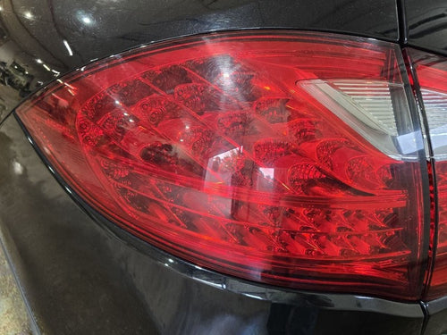 CAYENNE   2012 Tail Light 636201