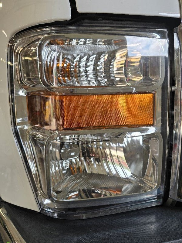 Passenger Headlight Composite Fits 08-10 FORD F250SD PICKUP 643195