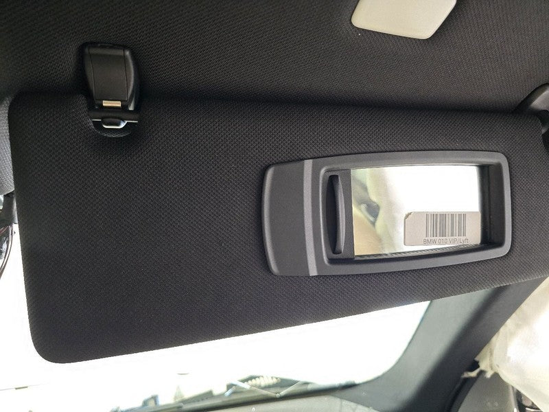 Passenger Right Sun Visor Illuminated Fits 17-20 BMW 530i 644558