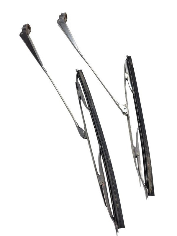 DART      1963 Wiper Arm               671270
