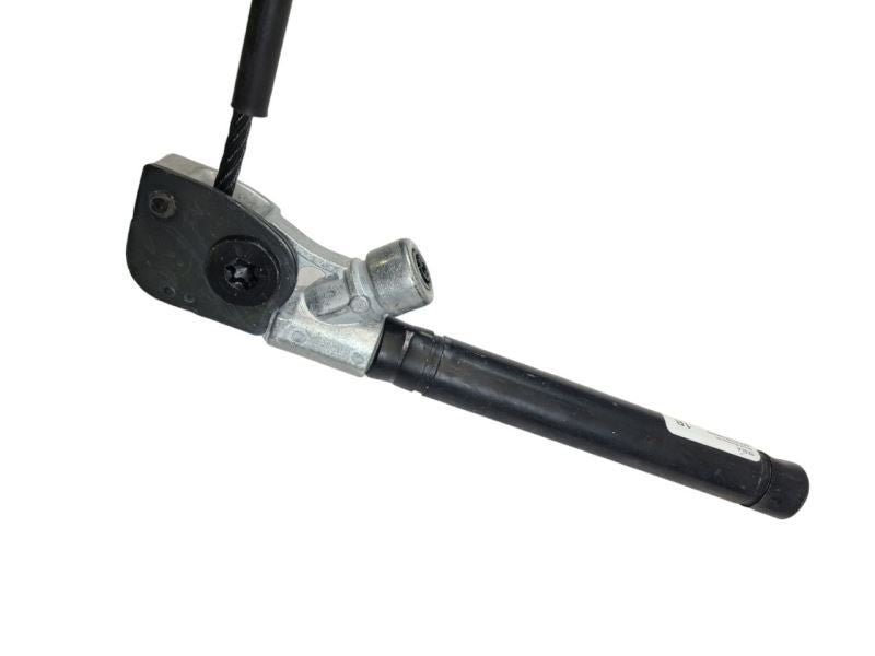 FRONT TESLA 3   2023 Passenger Side Retractor Seat Belt Front 577755