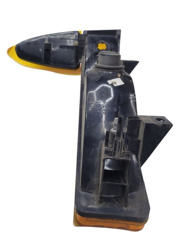 Passenger Corner/Park Light Park Lamp-turn Signal Fits 00-01 EXCURSION