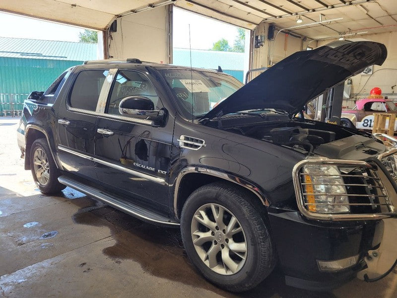 Front Bumper Without Lower Grille Fits 07-14 ESCALADE 676687