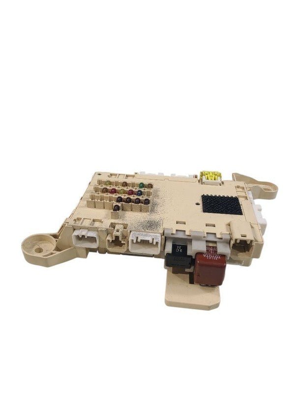 SC430     2002 Fuse Box Cabin 658774