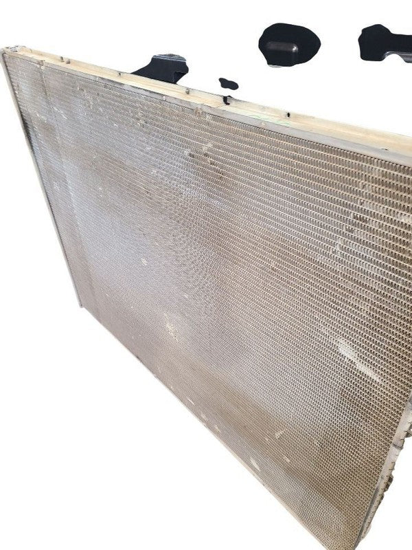 Radiator Intercooler Cooling Fits 11-16 FORD F250SD PICKUP 637167