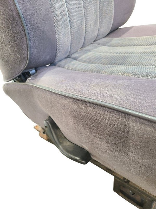 RAM1500   1996 Front Seat 662851