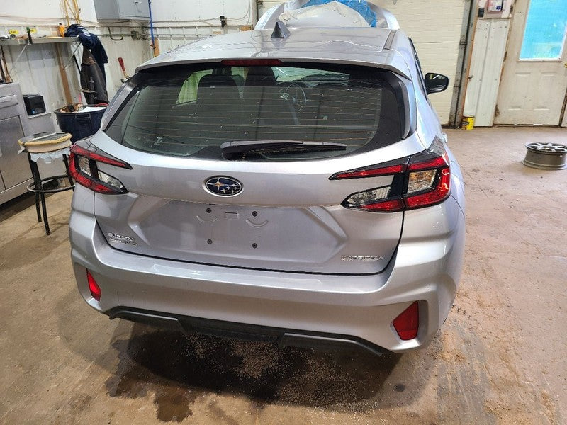IMPREZA   2025 Tail Light 678407