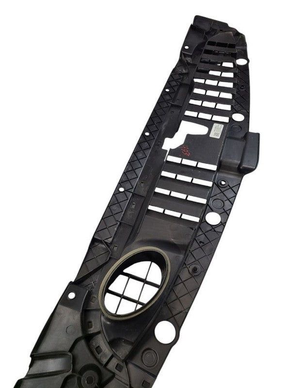 SILVRDO15 2022 Radiator Cover Baffle 617650
