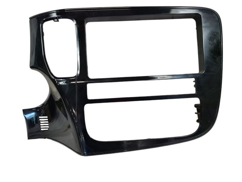OUTLANDER 2016 Dash Bezel 600809