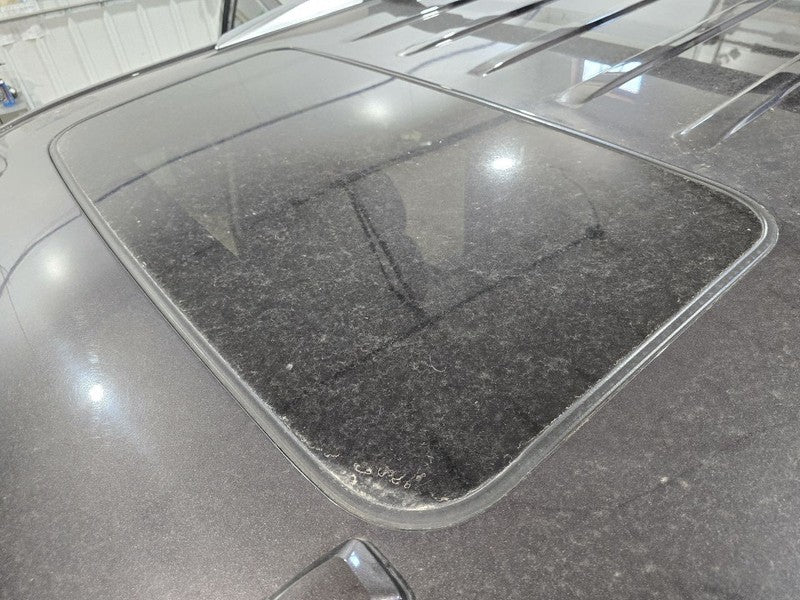 Roof Glass Fits 15-20 SUBURBAN 1500 636442
