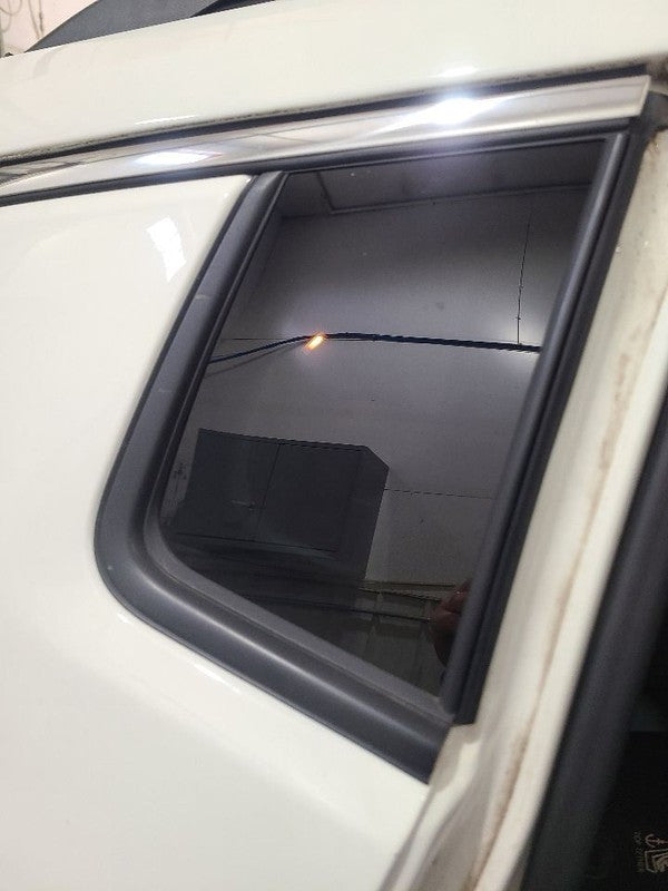 Passenger Right Quarter Glass Privacy Tint Fits 17-24 COMPASS 656724