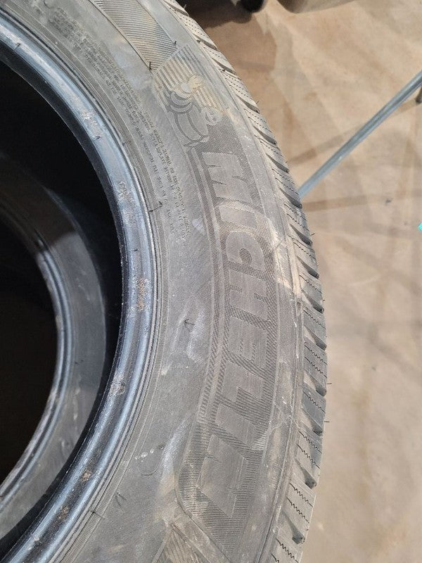 3 Used Tires 265-60-18  Michelin 10/32 662240