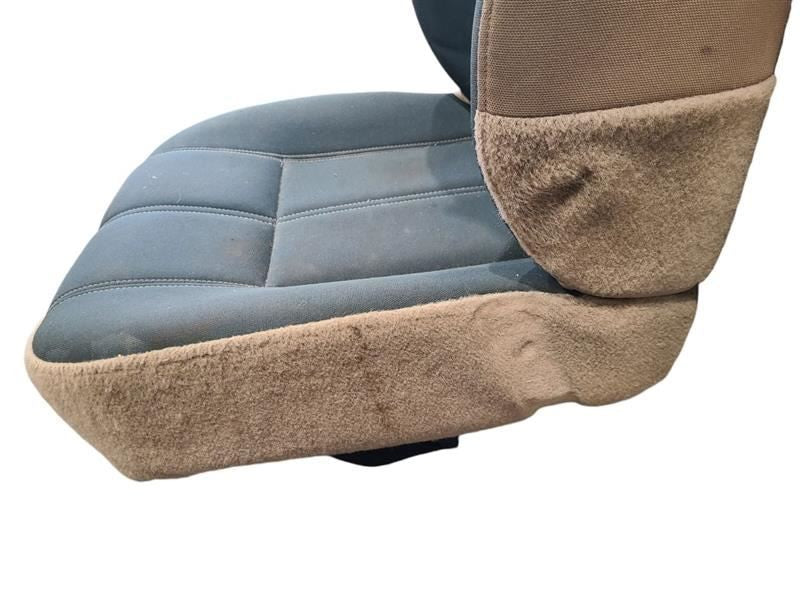 Front Passenger Seat Fits 1999 WRANGLER 597065