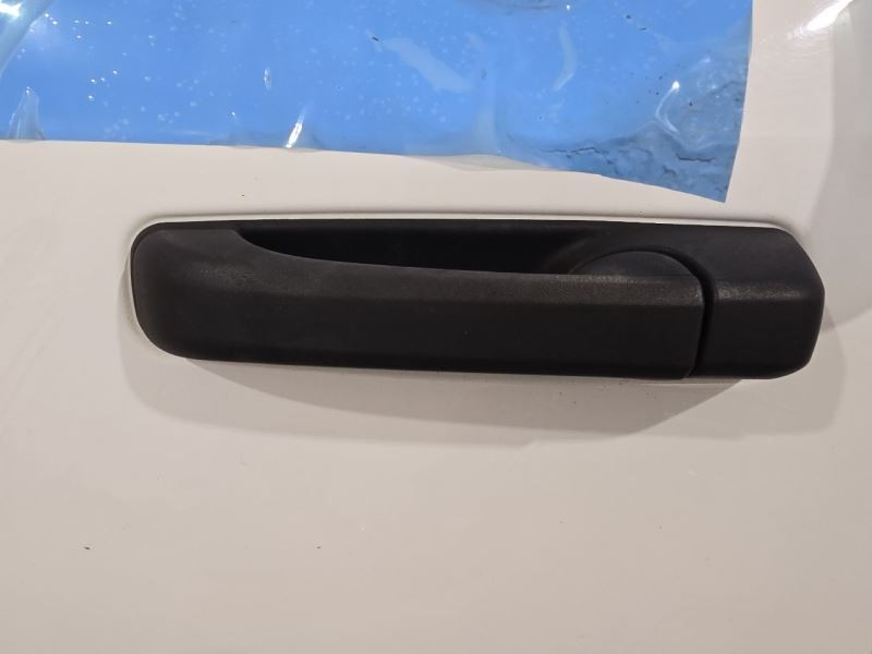 RAM2500   2020 Door Handle Exterior 583850