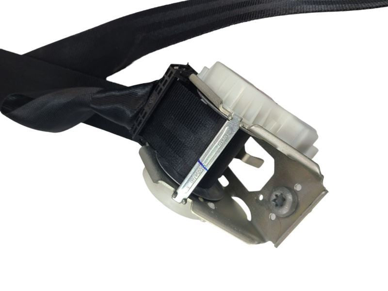 REAR ESCAPE    2017 Passenger Side Retractor Seat Belt Rear 574357
