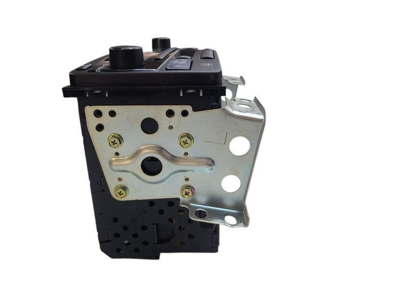 Audio Equipment Radio Receiver CD And Cassette Fits 03-05 4 RUNNER 677