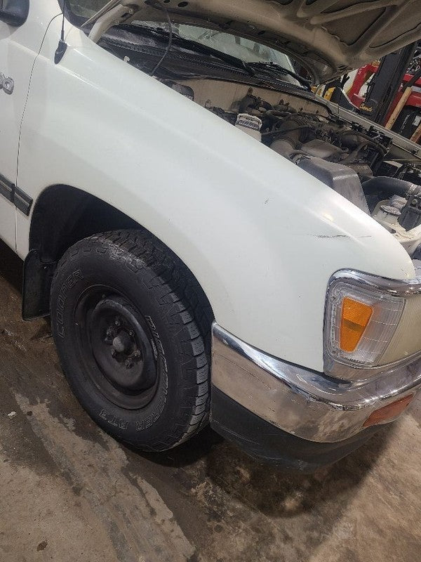 Passenger Right Fender Fits 93-98 T100 652939