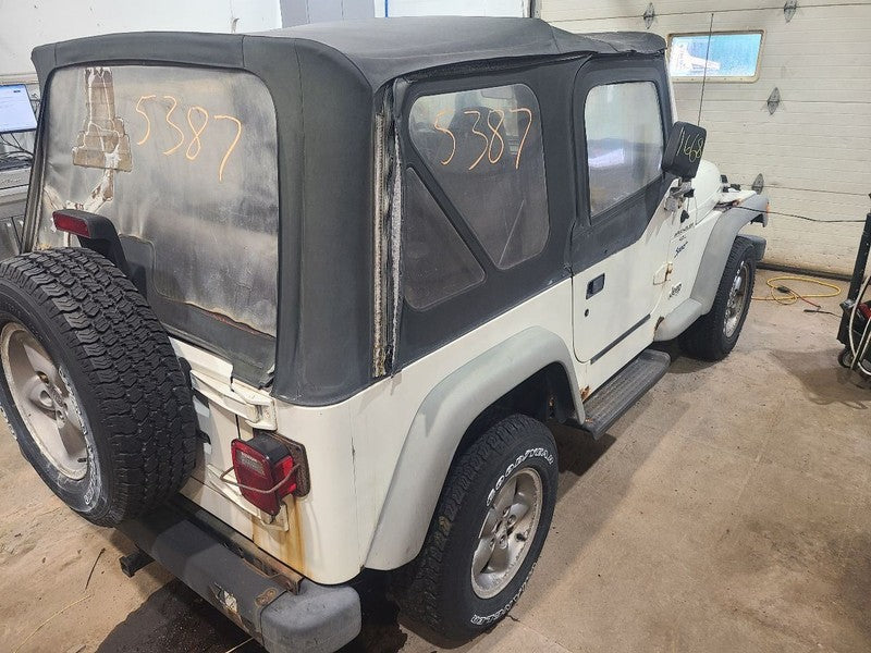 Hood Fits 97-06 WRANGLER 658101