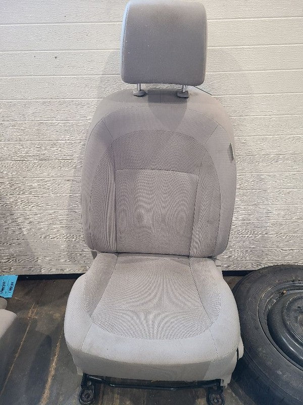 Driver Front Seat Bucket  VIN J 1st Digit Cloth Fits 15 ROGUE 622986