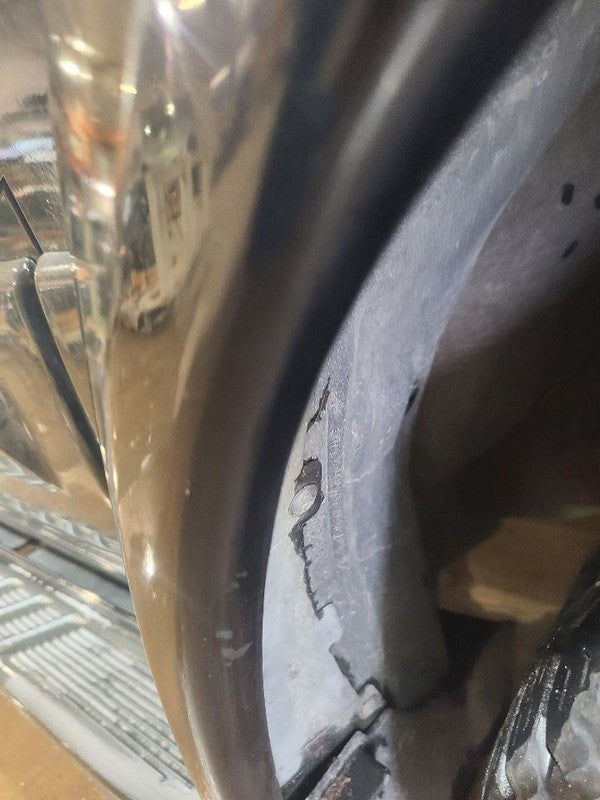 QX4       1999 Fender Flare/Extension 658243