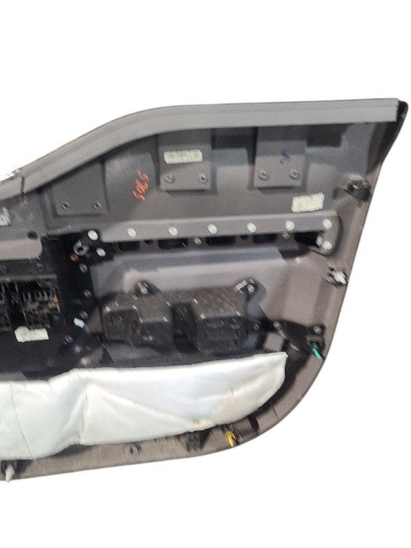 F150      2016 Front Door Trim Panel 652374