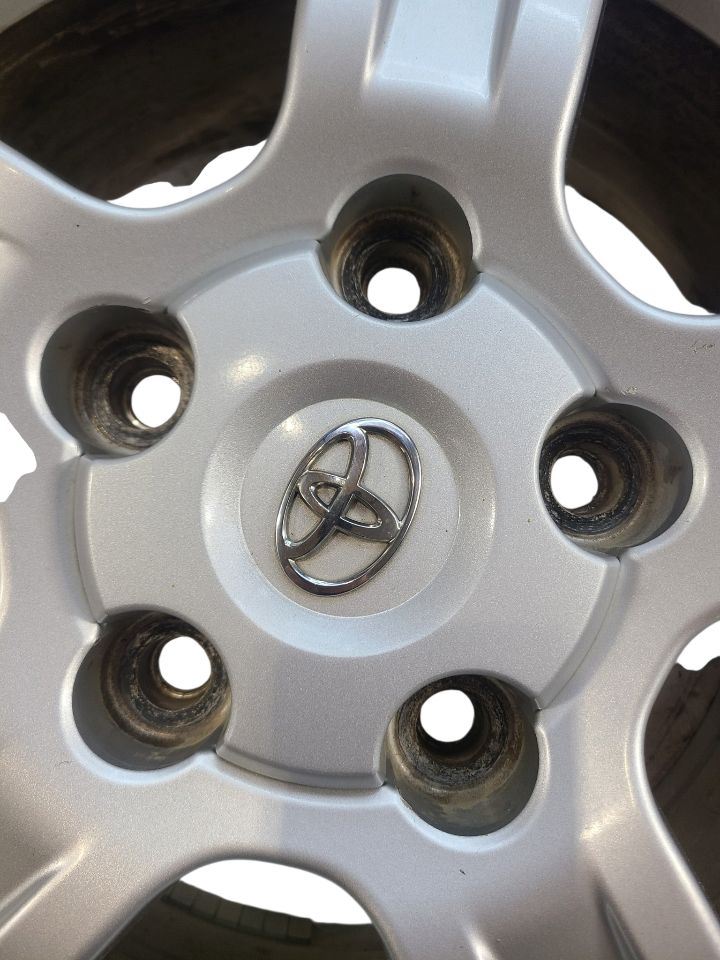 Wheel 18x8 Alloy 5 Spoke Fits 08-17 SEQUOIA 678212