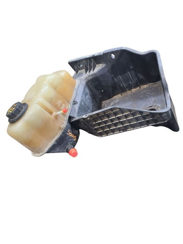 Coolant Reservoir Fits 09-10 FORD F250SD PICKUP 626853