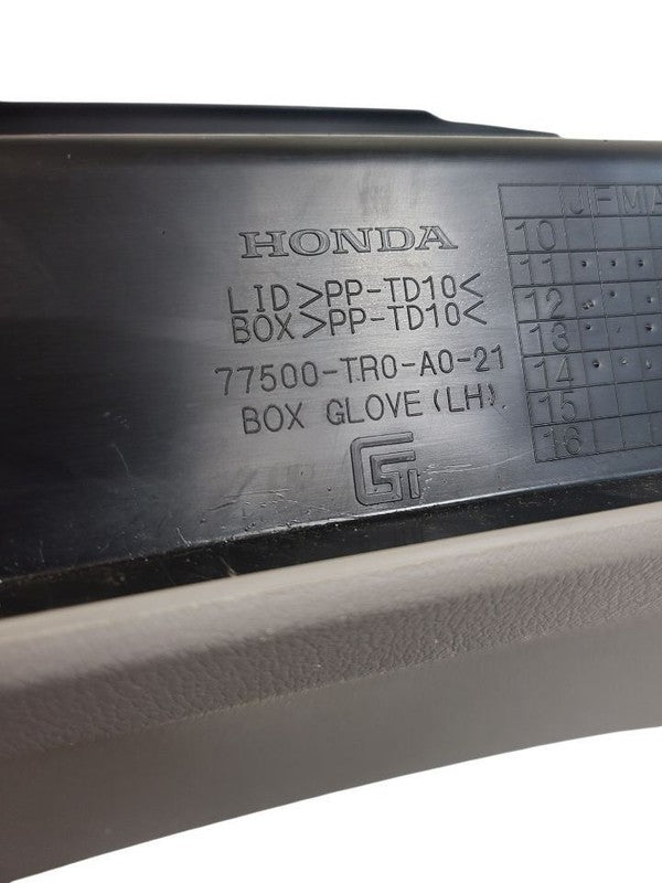 CIVIC     2015 Glove Box 662344