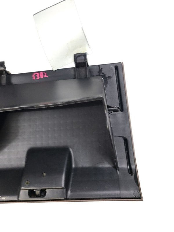 TUNDRA    2002 Glove Box 657754
