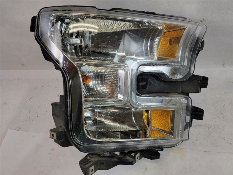 Passenger Headlight Halogen Fits 15-17 FORD F150 PICKUP 539697