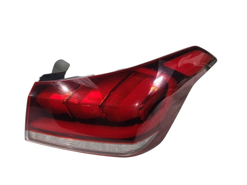 Passenger Tail Light Sedan LED Signals Fits 15-16 GENESIS 658476