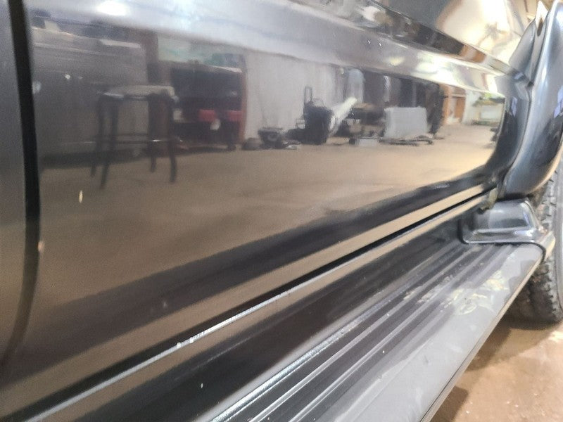 Passenger Front Door SR5 Electric Windows Fits 96-02 4 RUNNER 677451