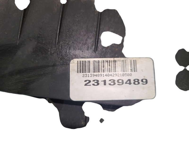 Air Cleaner 6.6L Fits 13-16 SIERRA 2500 PICKUP 627207