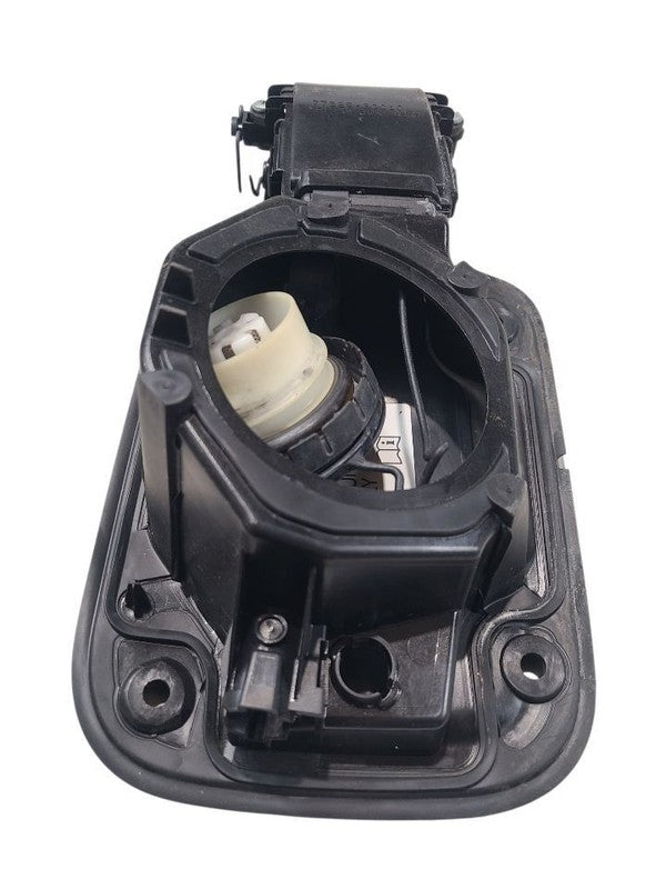 GS350     2015 Fuel Filler Door 665313