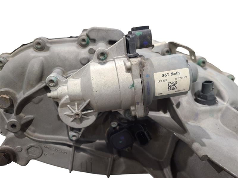 Transfer Case Transfer Case Opt Nqh ID AY8 Fits 17-19 SUBURBAN 1500 60