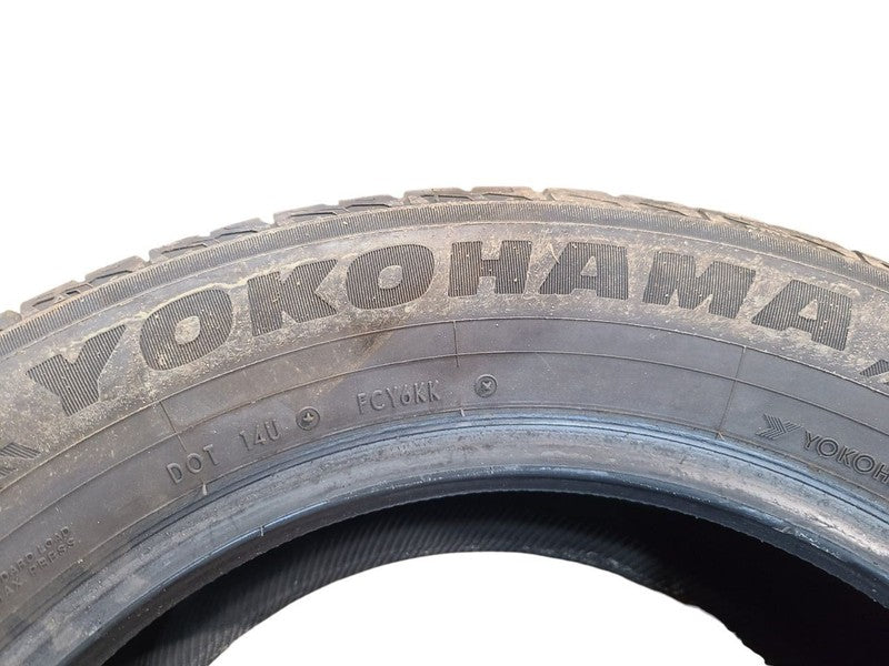 1 USED Tires  225 60 16 YOKOHAMA 90% 670085